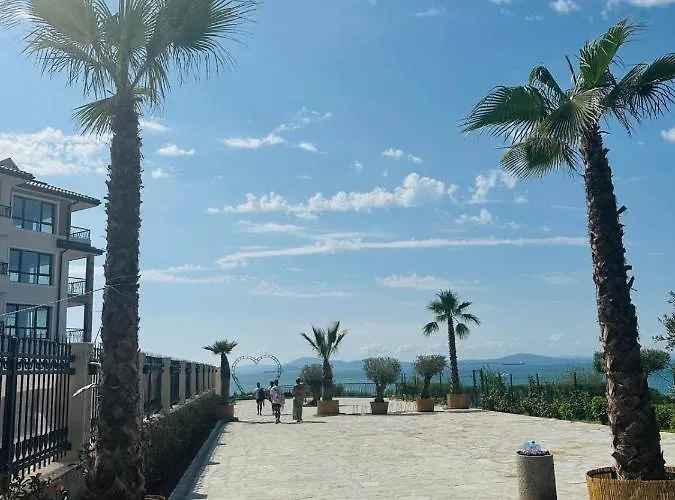 Coastal Vibes By Flat Mаnаger